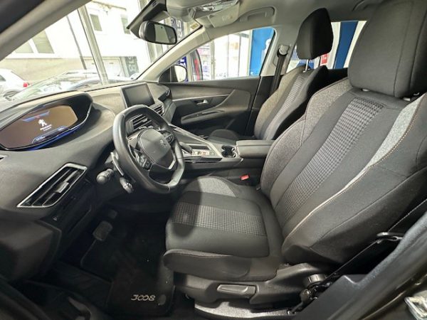 PEUGEOT 3008 Style BlueHdi  130CV Automático 8-G - Imaxe 7