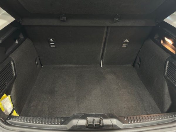 FORD Focus Trend +1.5 Ecoblue 120 cv. - Imagen 20