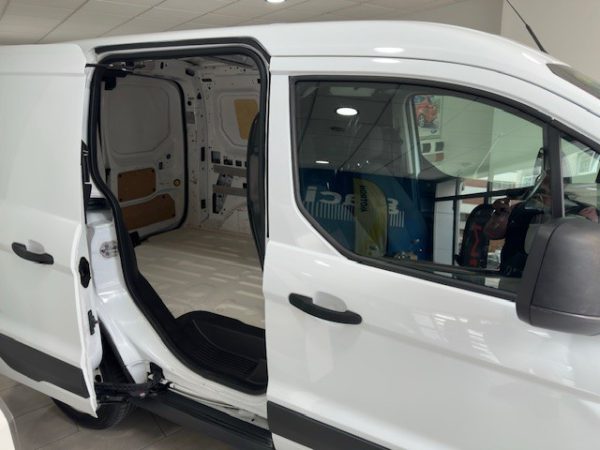 Transit Connect L1 Van 1.6 TDCI 95cv. Ambiente - Imagen 5
