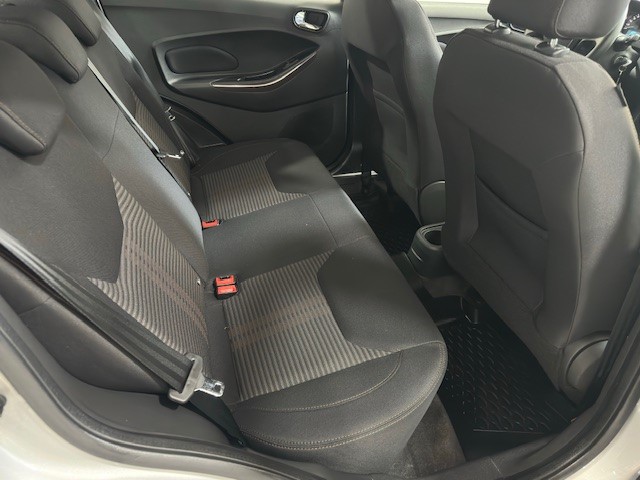 FORD KA+ Active 1.2 85 c. - Imagen 12