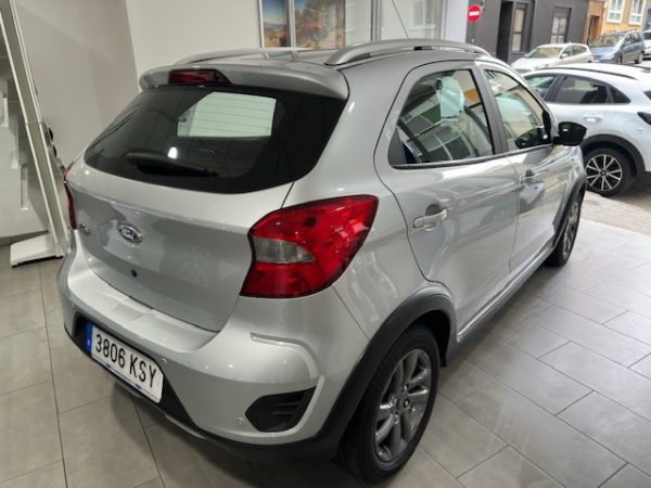 FORD KA+ Active 1.2 85 c. - Imagen 7