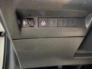 PEUGEOT 208 Active Blue HDI 100 CV. 5 p. - Imagen 36