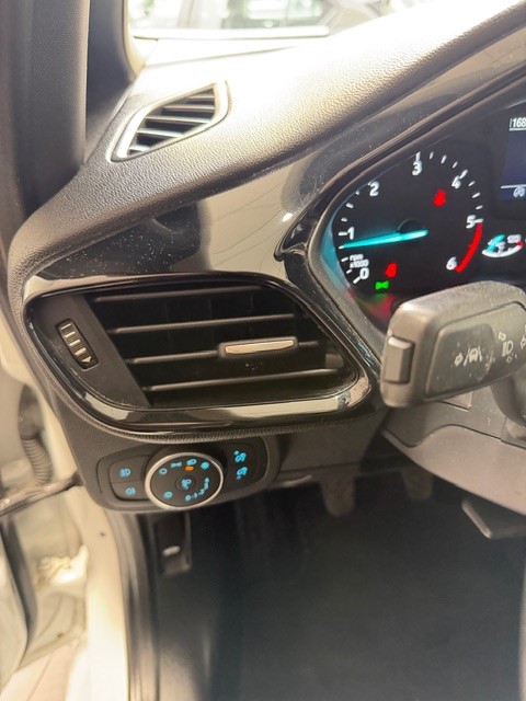 FORD Fiesta Fiesta Trend 1.5 TDCI 85 cv. - Imagen 16