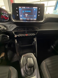 PEUGEOT 208 Active Blue HDI 100 CV. 5 p. - Imagen 25