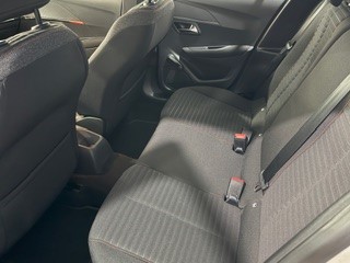 PEUGEOT 208 Active Blue HDI 100 CV. 5 p. - Imagen 12