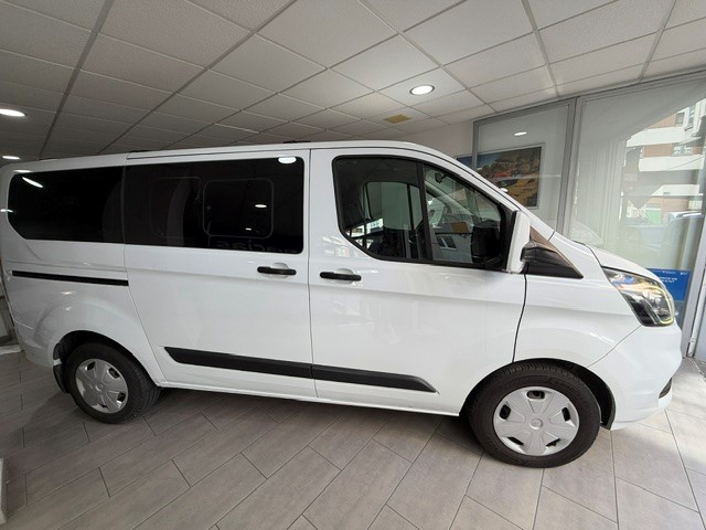 FORD Tourneo Custom Kombi 2.0 TDCI 170CV L1 Trend - Imagen 7