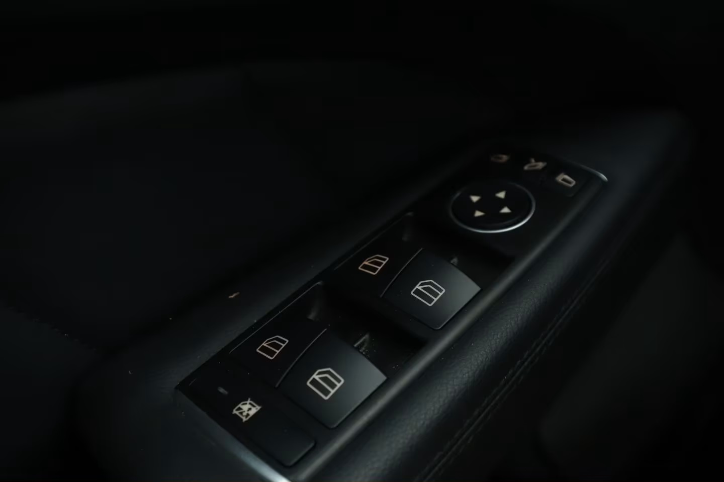 🚘 MERCEDES-BENZ CLS 350 CDI V6 265 CV AUTOMÁTICO – 2011 - Imagen 10